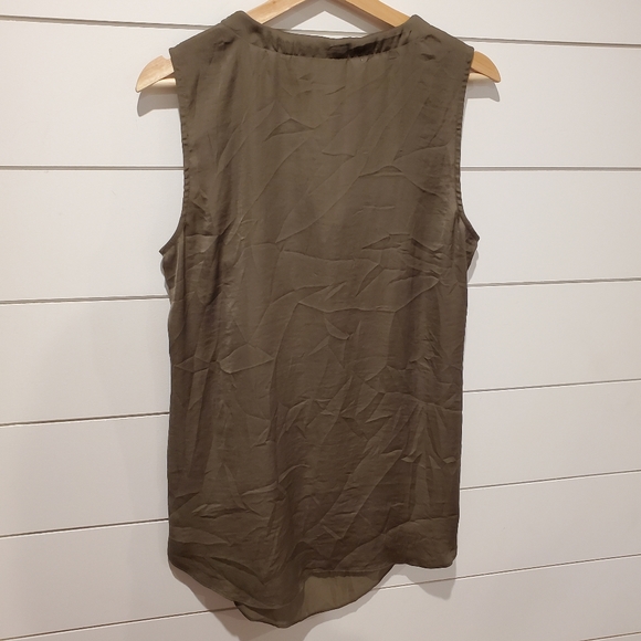 Cabi M tank top olive green oversized long shirt flowy lightweight sleeveless - Picture 3 of 16